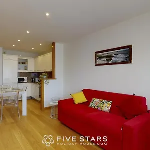 Appartement Zhara Five Stars Holiday House - Generale, Nice